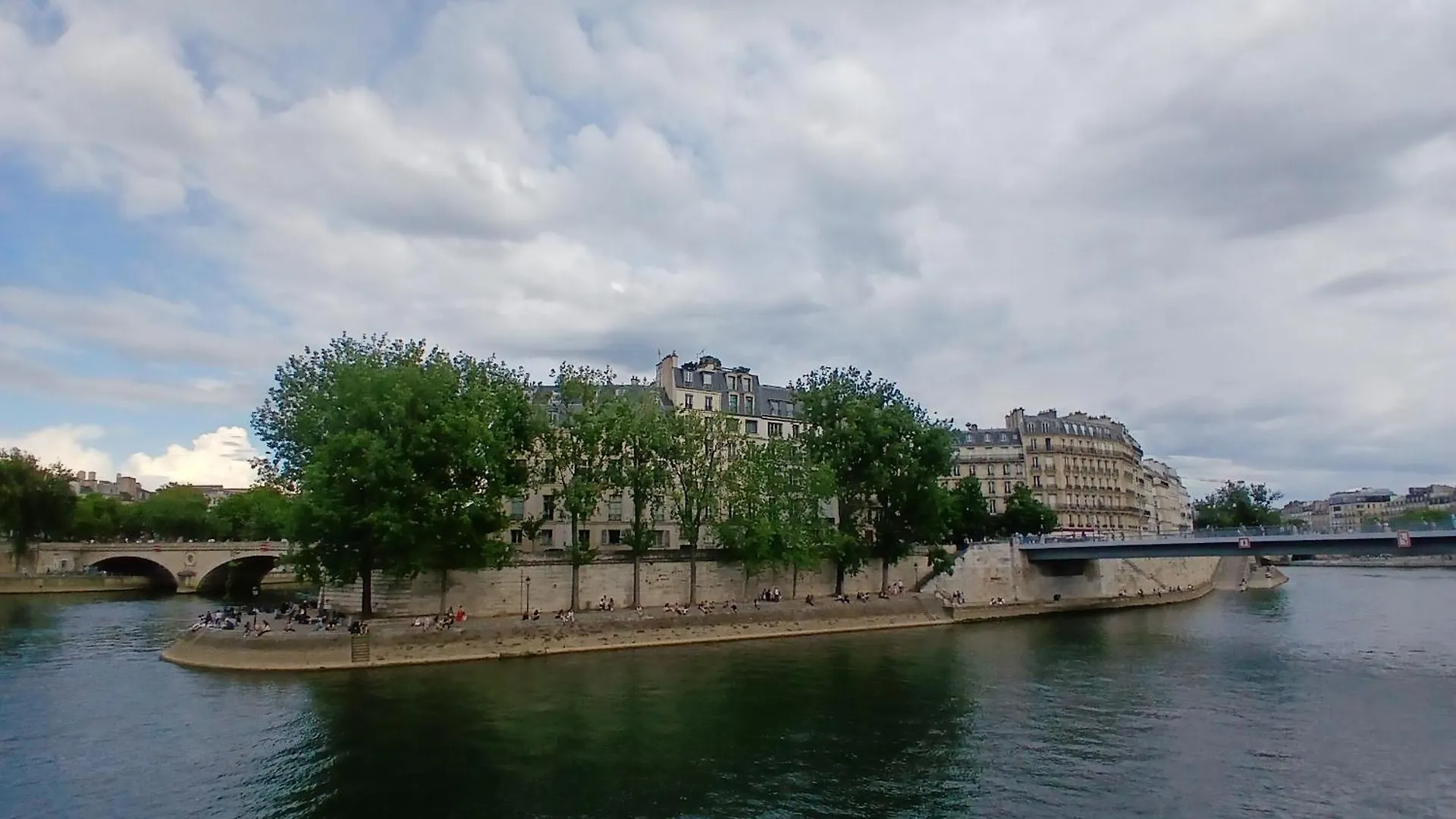Appartement De Charme Sur L'Ile Saint-Louis - Elegance & Authenticite Au Coeur De Paris Frankrig